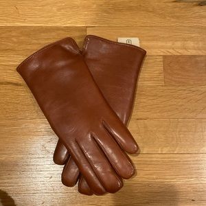 Coach Tan Leather Cashmere Gloves.